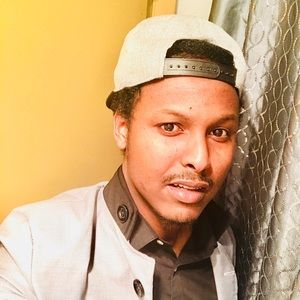 Meet your Posher, Jamal